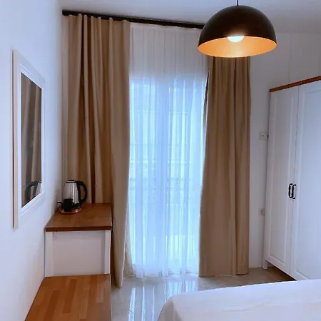 Отель Amber Boutique *